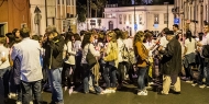 Enfermeiros fazem vigília em São Bento e exigem reunião
