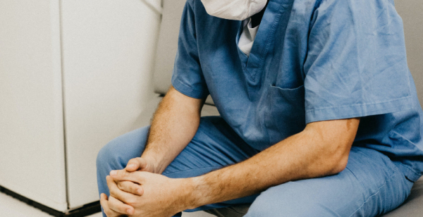 Mais de 2.400 médicos e enfermeiros do SNS são estrangeiros