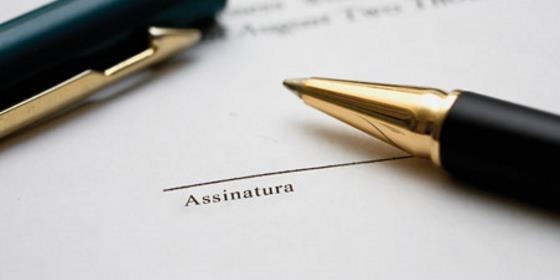 Enfermeiros do hospital S. José entregaram 600 assinaturas a exigir mais contratações