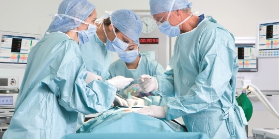 Ministério da Saúde averigua caso de hospitais que atrasam cirurgias a doentes