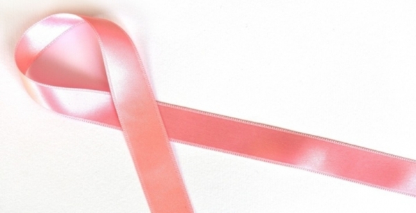 Estudo revela que cancro da mama tem maior incidência na mulher jovem