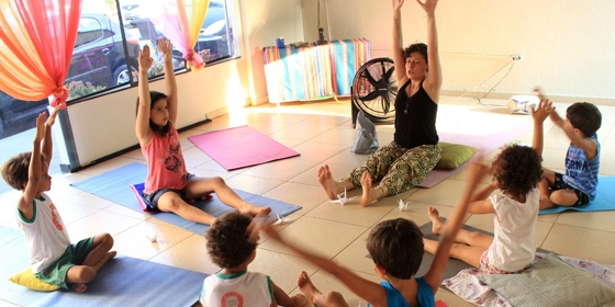 Reiki e Yoga ajudam crianças com necessidades especiais